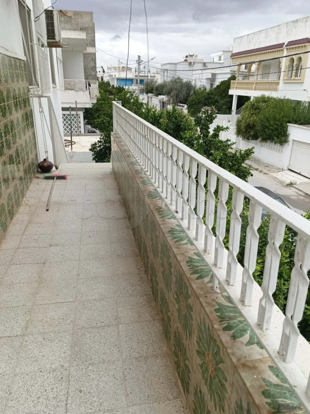 À Vendre – Étage de Villa Indépendant à Saïdia, Bardo (près du Café Zitouna)