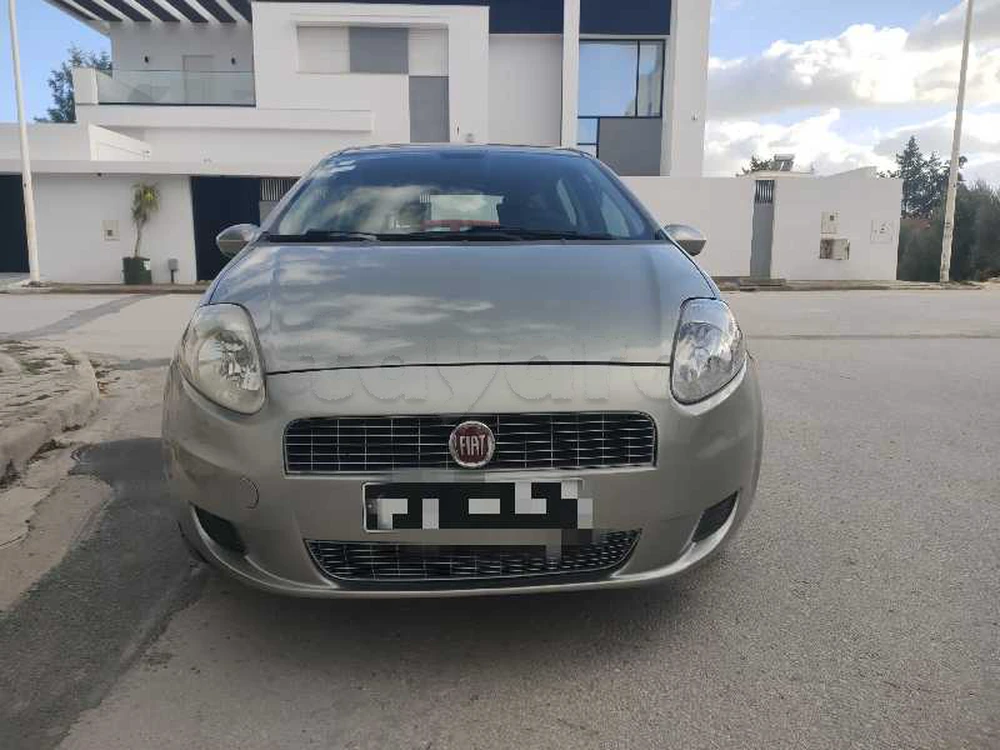 Carte voiture Fiat Grande Punto