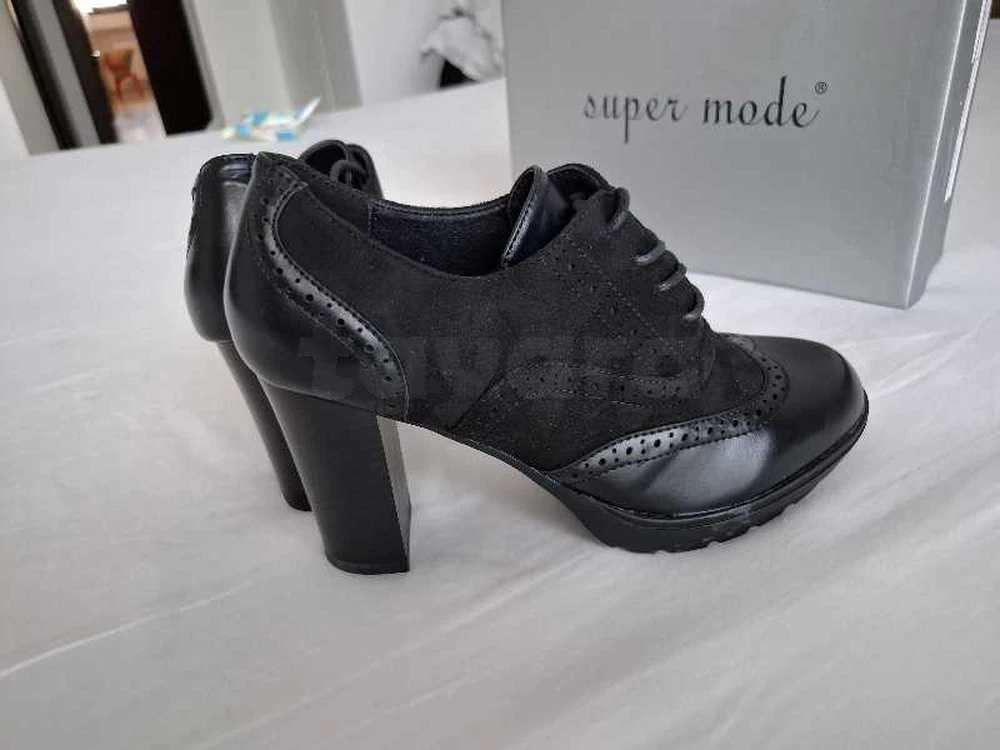 Bottines richelieu noires à talon, Super Mode, pointure 37