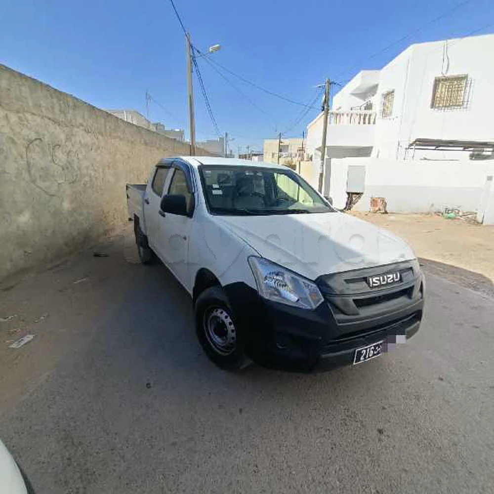 Carte voiture Isuzu D-Max