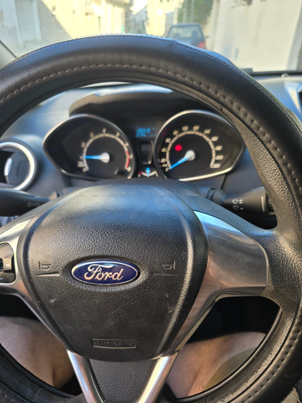 Carte voiture Ford Fiesta