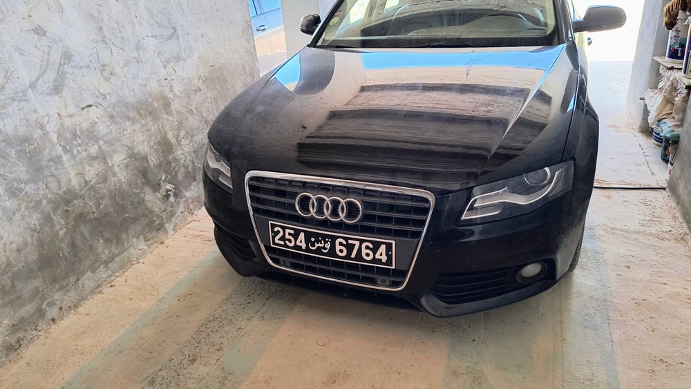 Carte voiture Audi A4