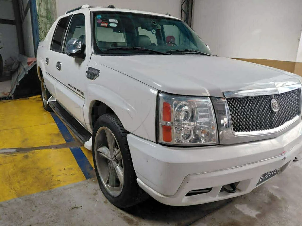 Carte voiture Cadillac Escalade