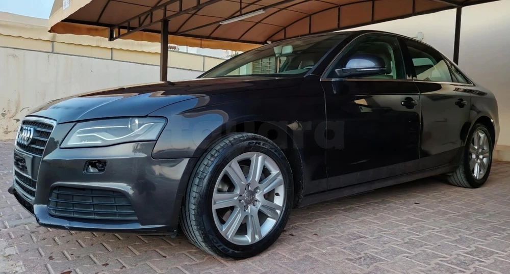 Carte voiture Audi A4