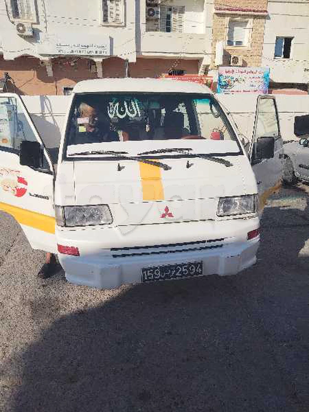 Carte voiture Mitsubishi L200