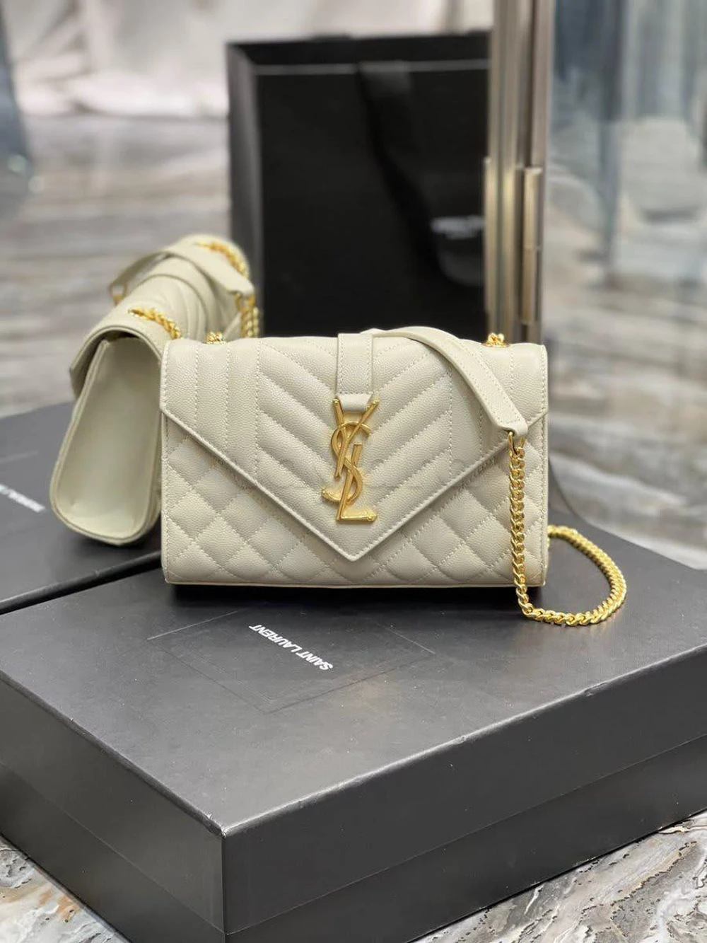 Sac Saint Laurent Envelope Beige