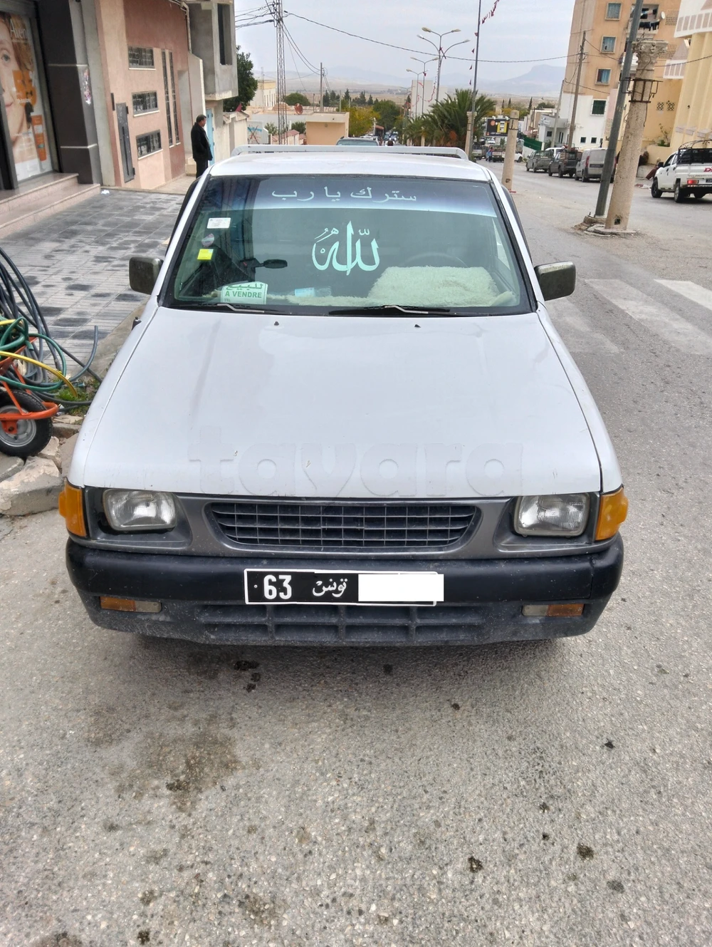 Carte voiture Isuzu D-Max