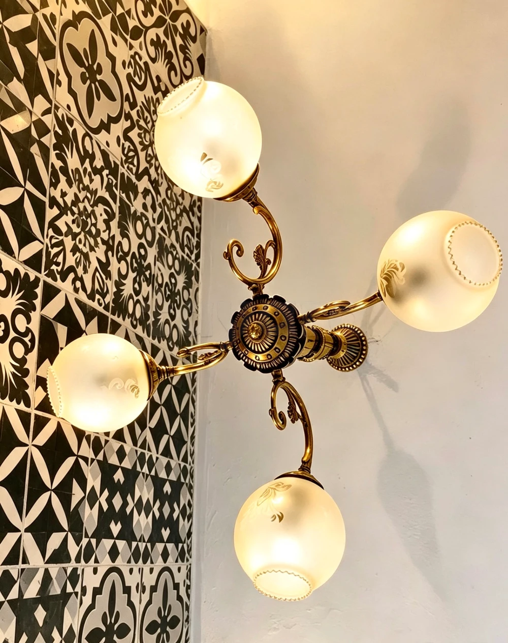 Lustre antique en cuivre et cristal 🤩