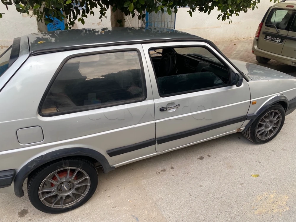 Volkswagen Golf 2
