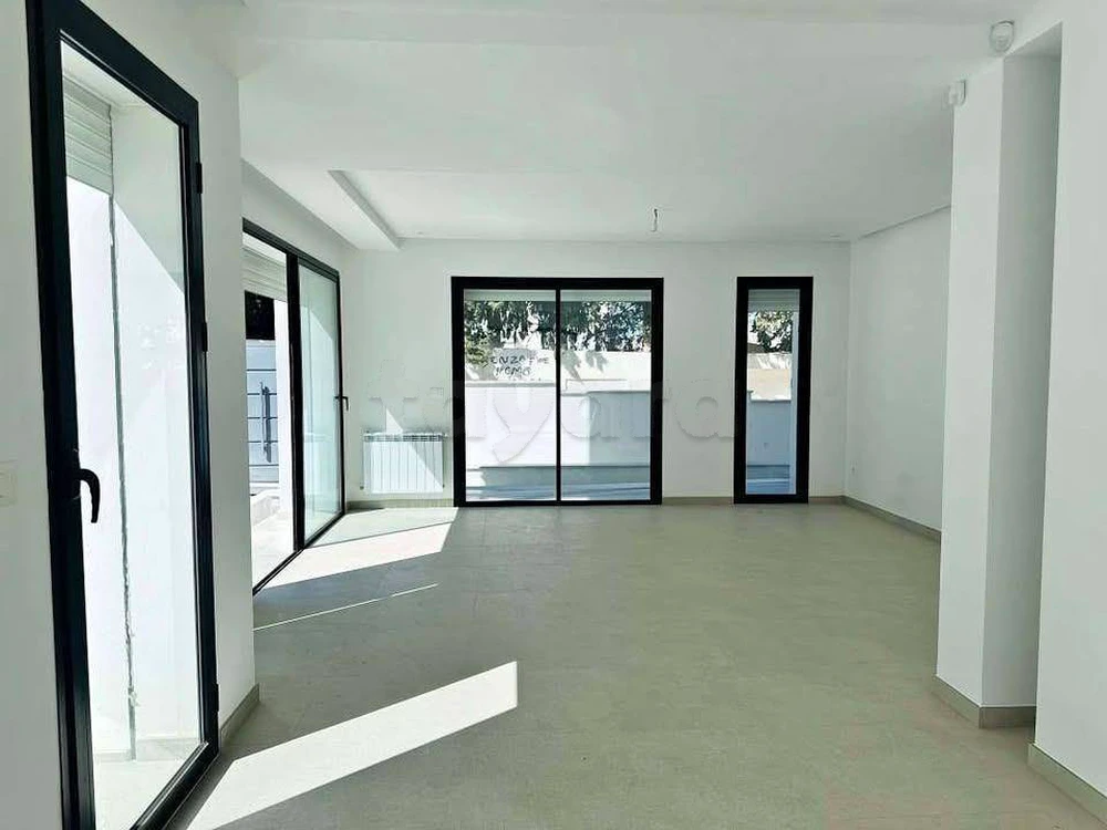 À louer magnifique appartement S2 RDC à menzah 5 haut standing