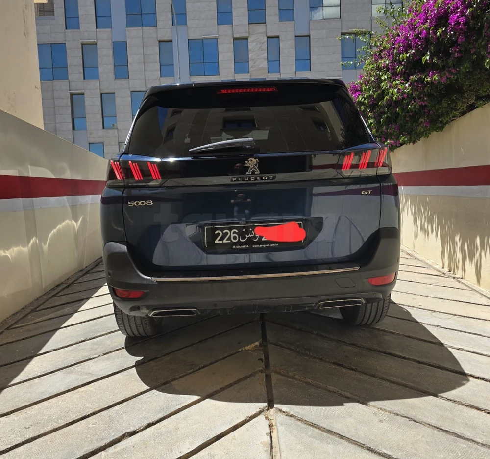Peugeot 5008
