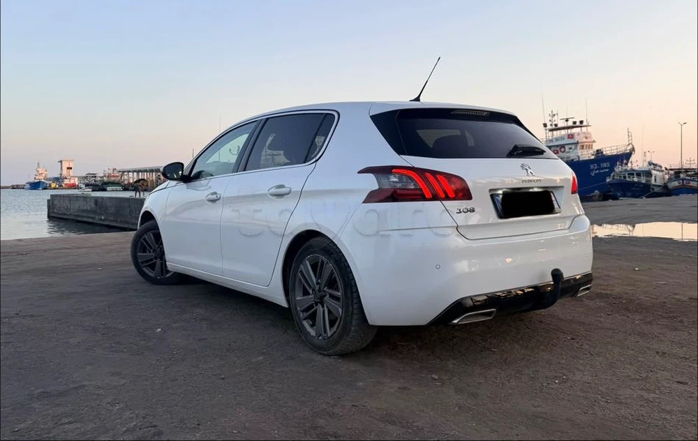 Peugeot 308