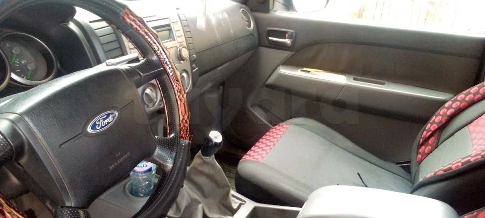 Carte voiture Ford Ranger