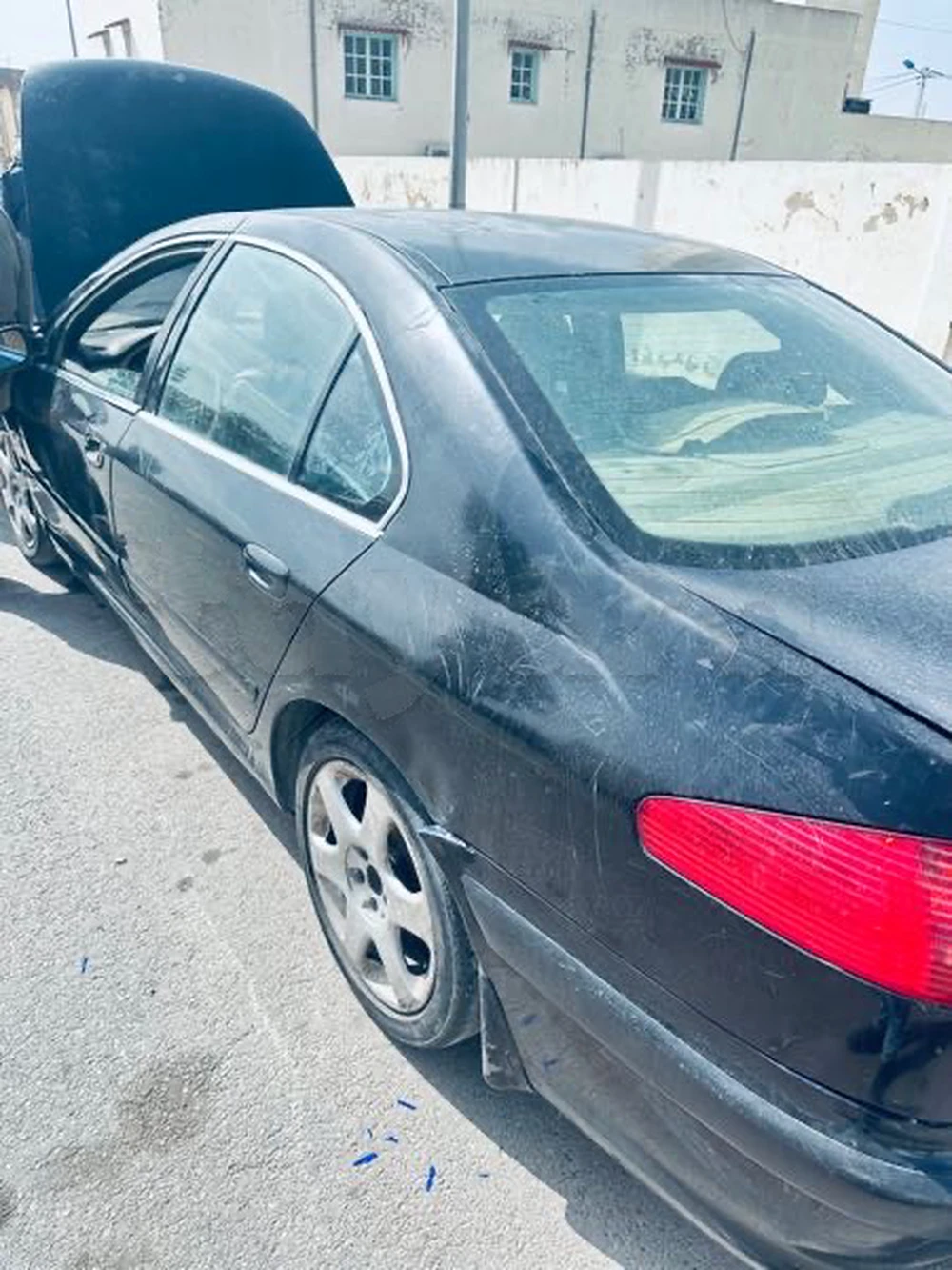Peugeot 607