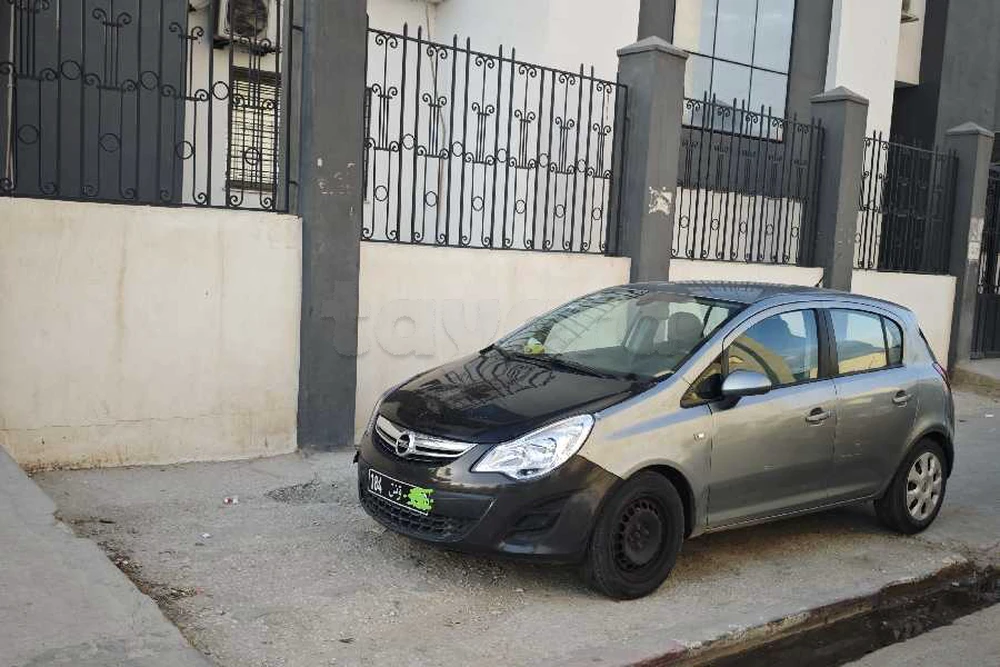 Carte voiture Opel Corsa
