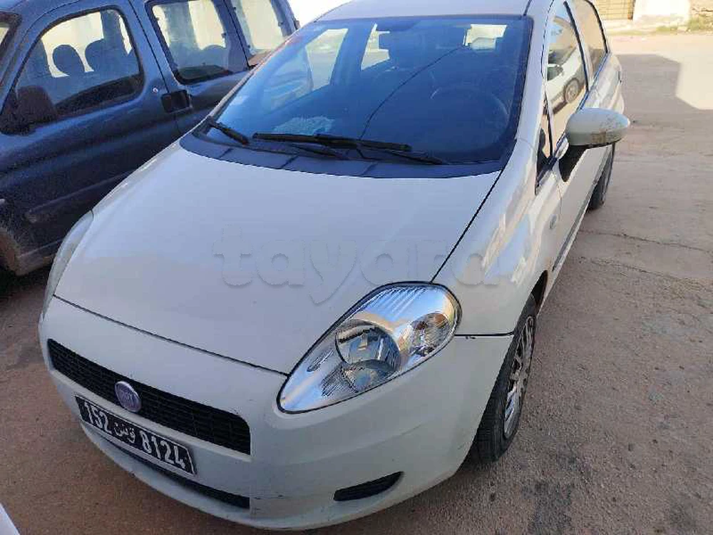 Carte voiture Fiat Punto