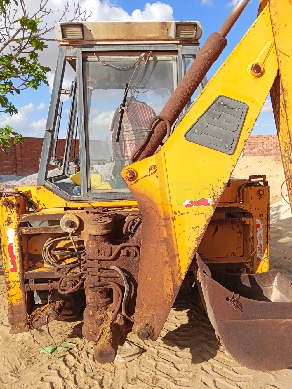 Trax JCB