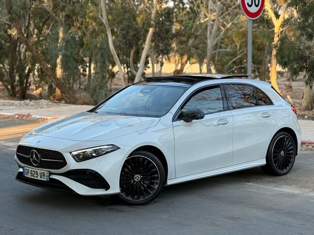 Carte voiture Mercedes-Benz Classe A