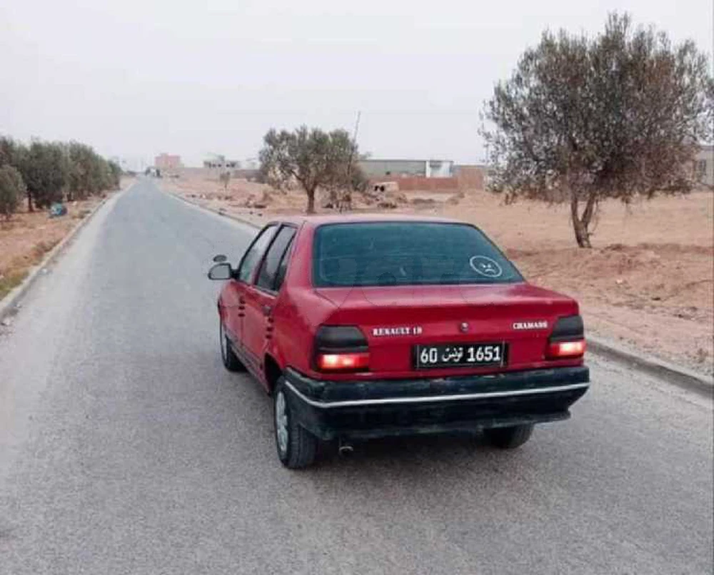 Renault 19