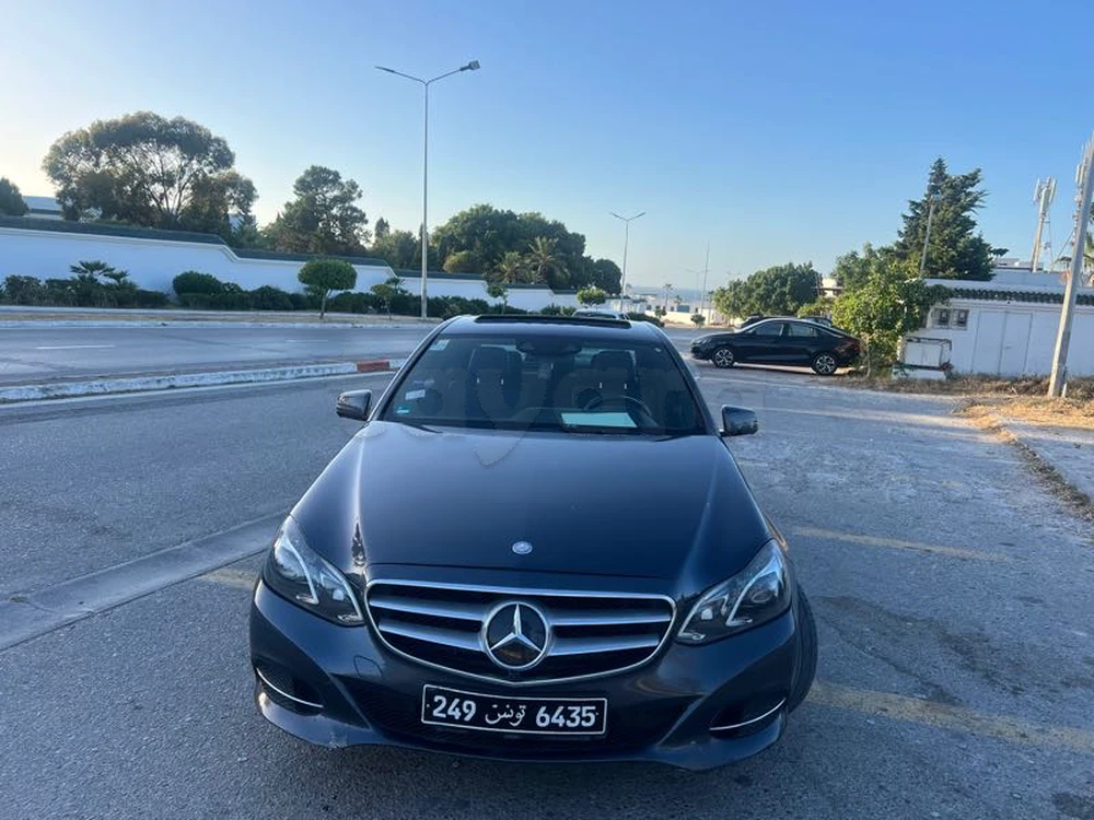 Carte voiture Mercedes-Benz Classe E