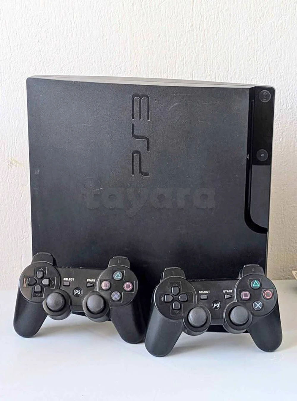 ps3 slim patché plein de jeux + 2 manettes neuf + ps move