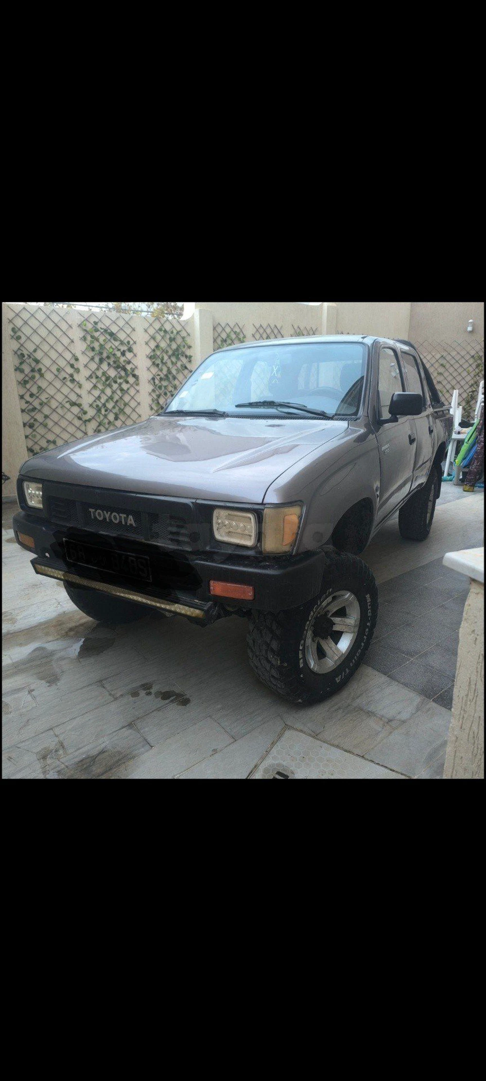 Carte voiture Toyota Hilux