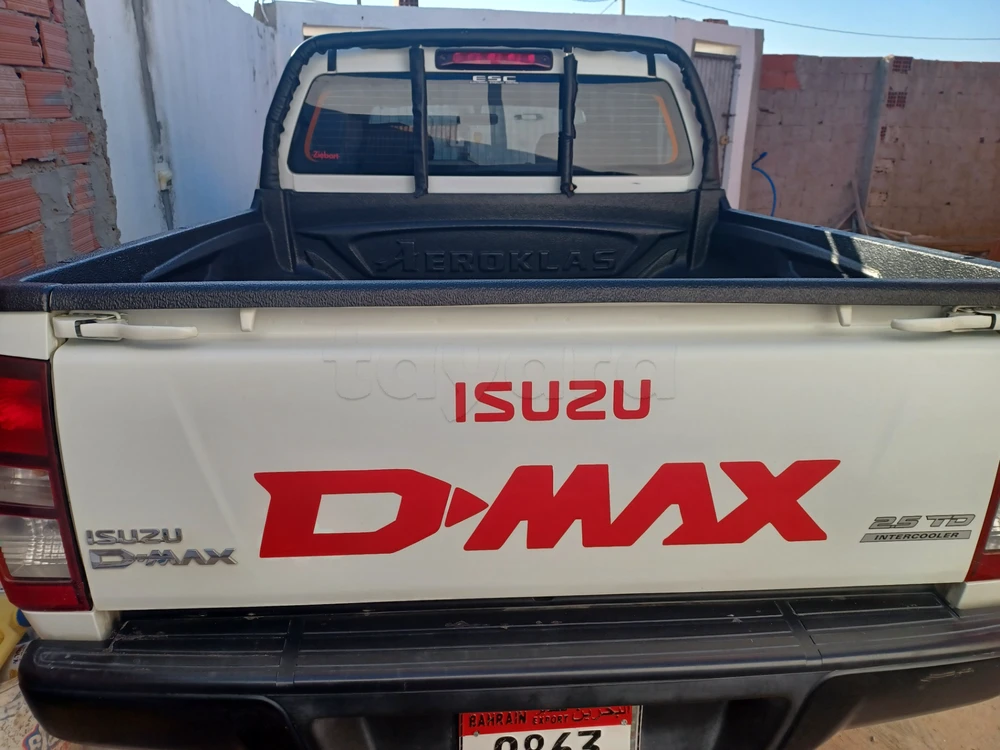 Carte voiture Isuzu D-Max