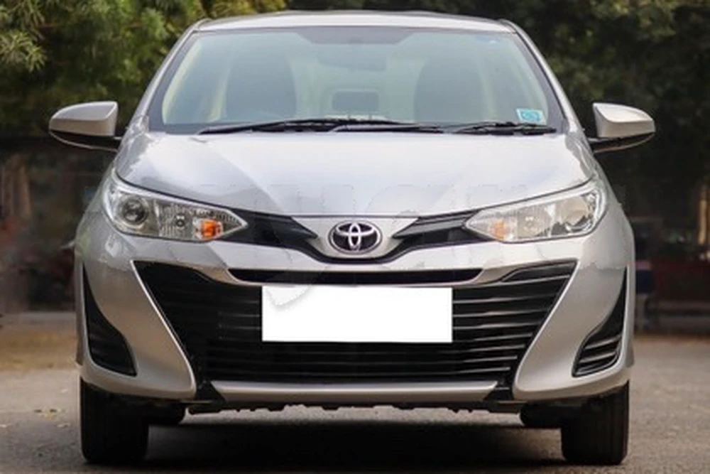 Carte voiture Toyota Yaris