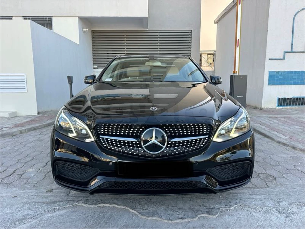 Carte voiture Mercedes-Benz Classe E