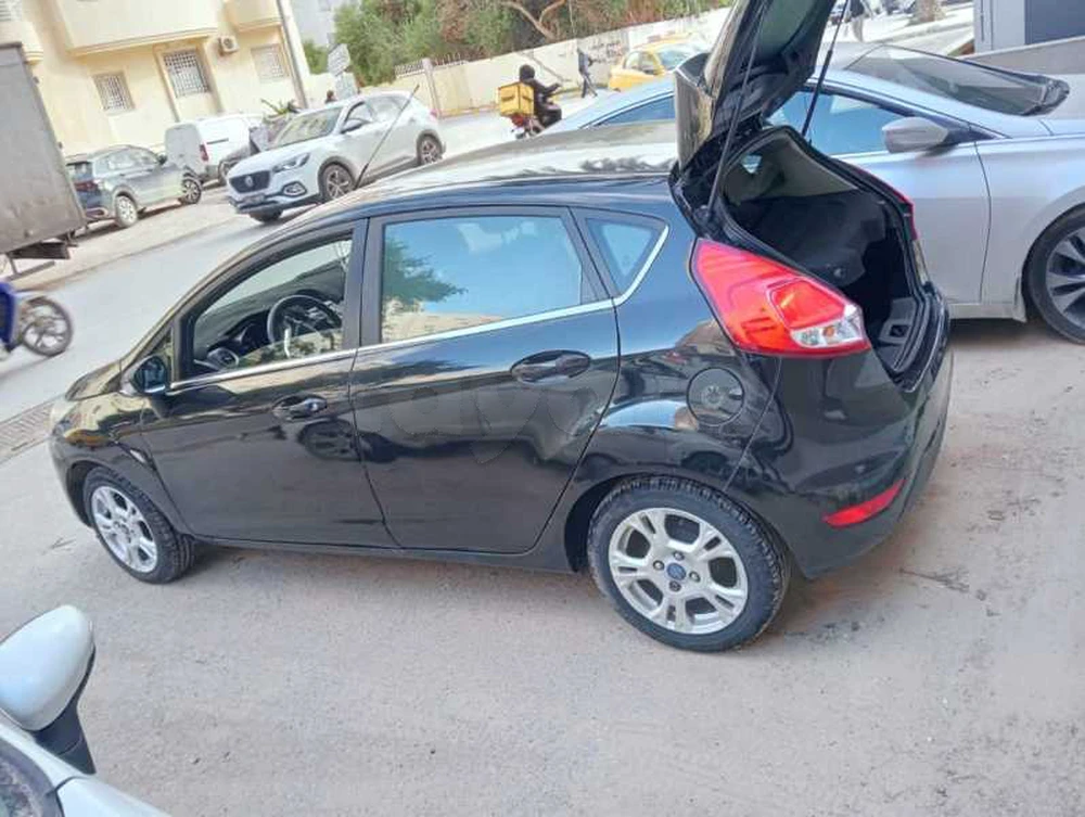 Carte voiture Ford Fiesta