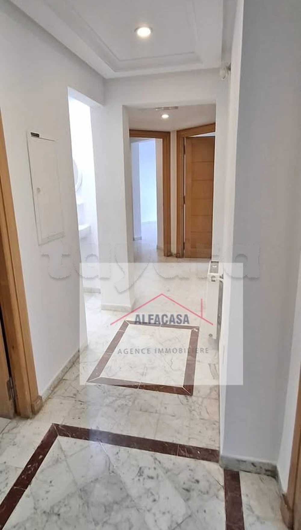 À LOUER UN APPARTEMENT S+3 HAUT STANDING A AIN ZAGHOUAN NORD .