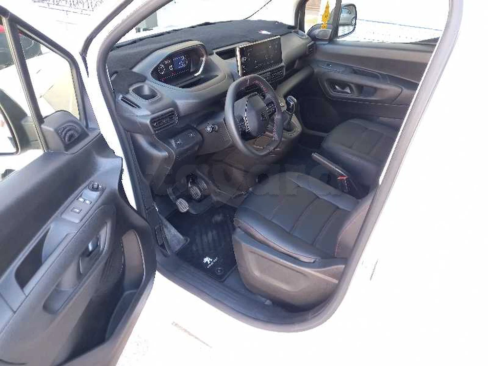 Carte voiture Peugeot Partner
