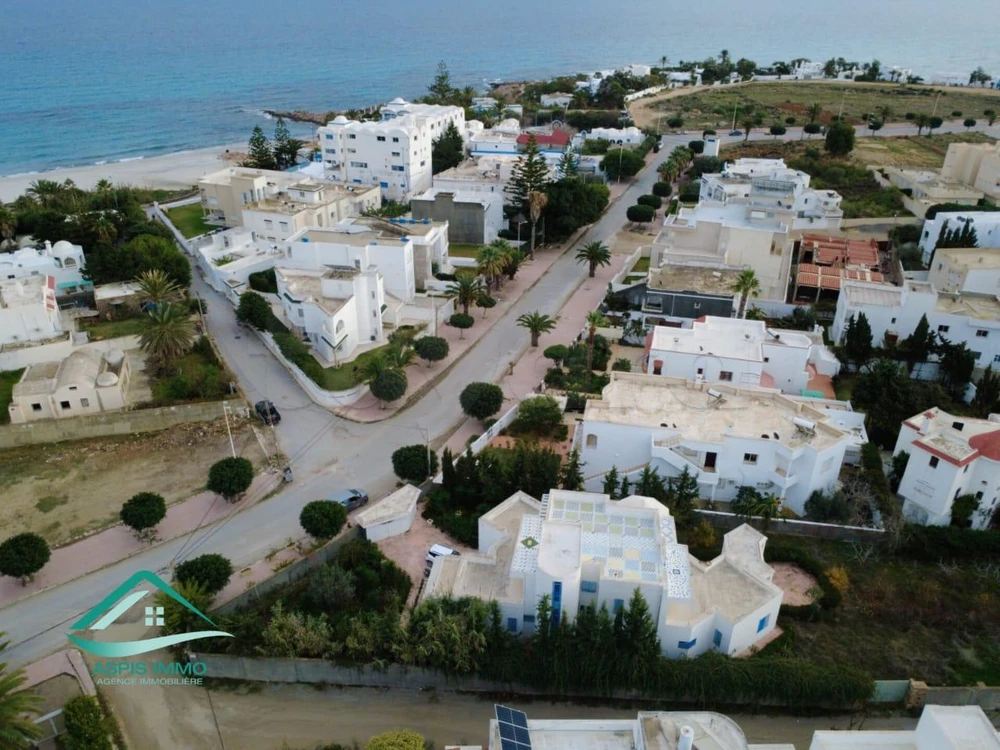 Villa 700 m² à Petit paris Kelibia