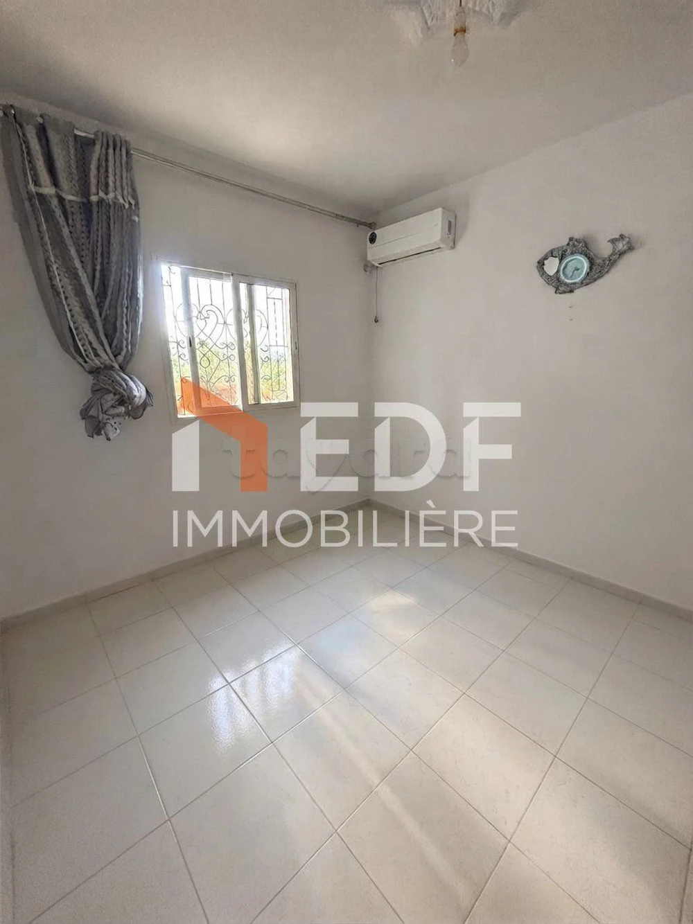 A vendre maison de style américain à Ras jebel