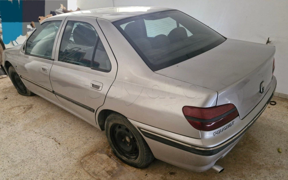 Peugeot 406