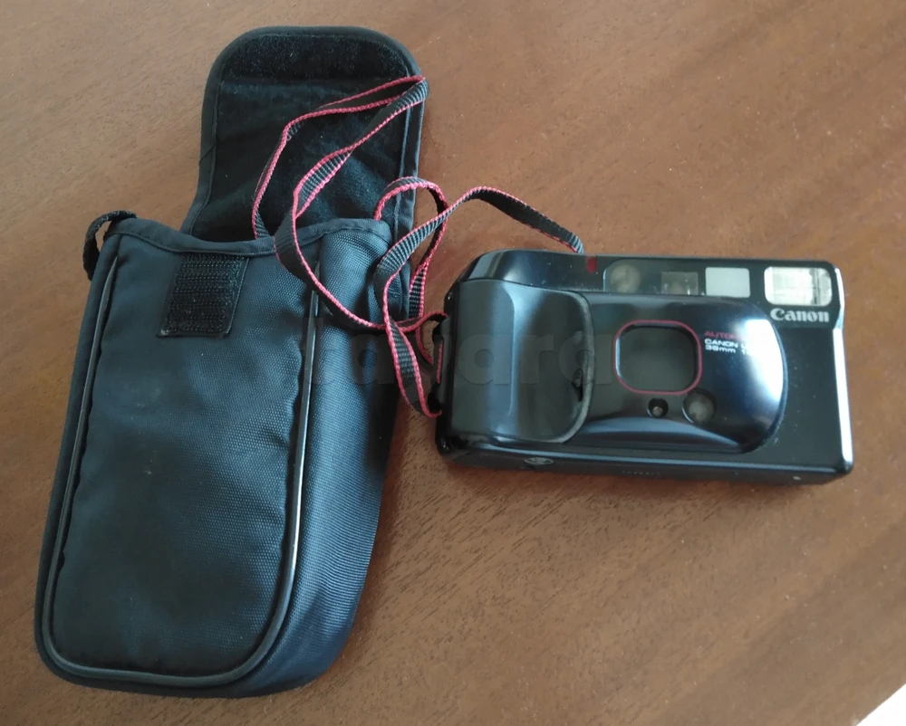 Appareil photo argentique Canon Sure Shot Supreme (38mm f/2.8) + Étui d'origine