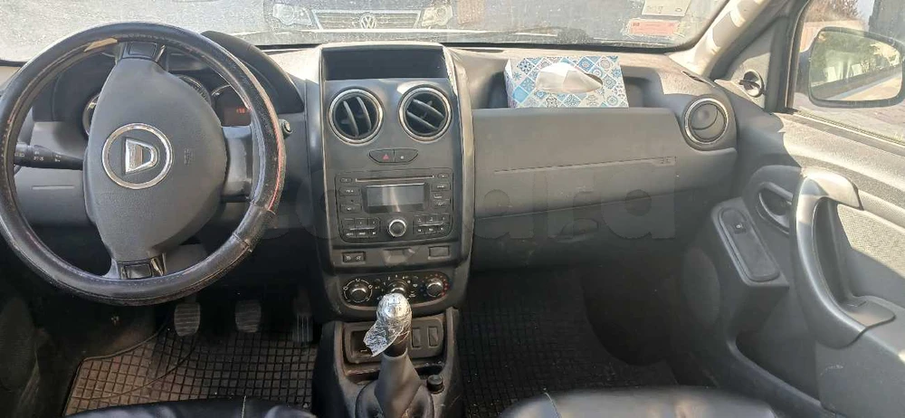 Carte voiture Dacia Duster