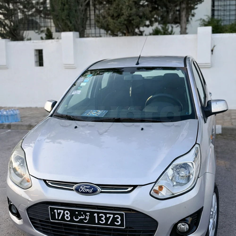 Carte voiture Ford Fiesta