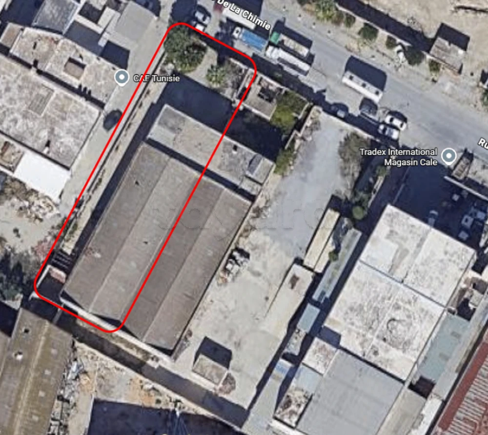 À louer : Dépôt de 440 m² avec terrain de 480 m² à Mégrine, zone industrielle