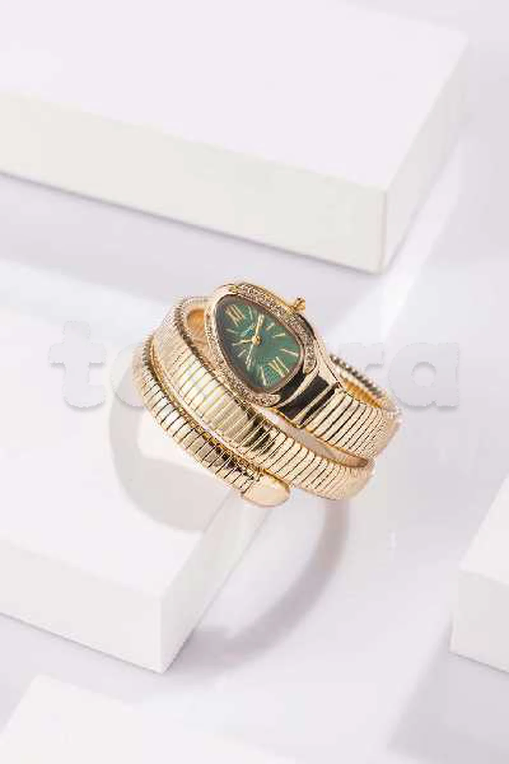 Montre femme élégante dorée et verte ✨💚