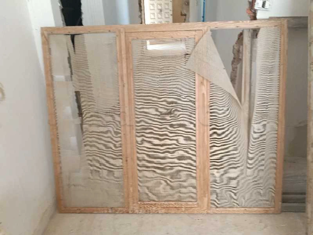 Fenêtre et portes de maison