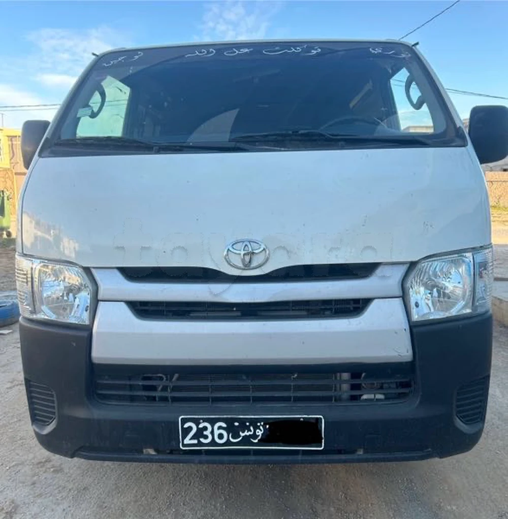 Carte voiture Toyota Hiace