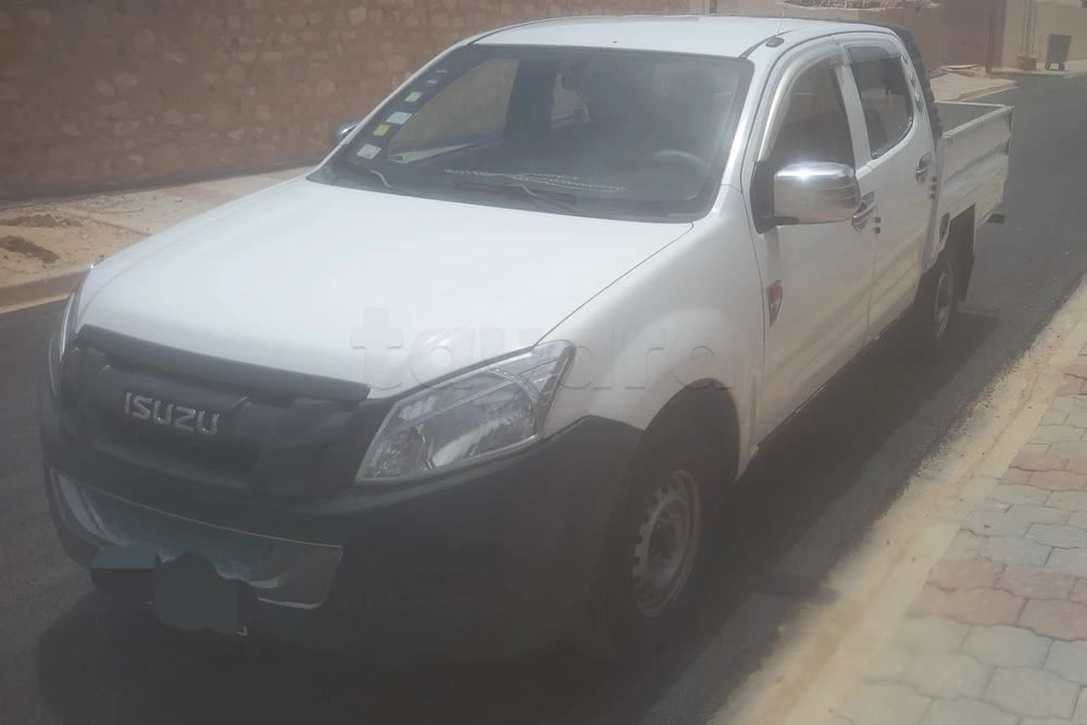 Carte voiture Isuzu D-Max