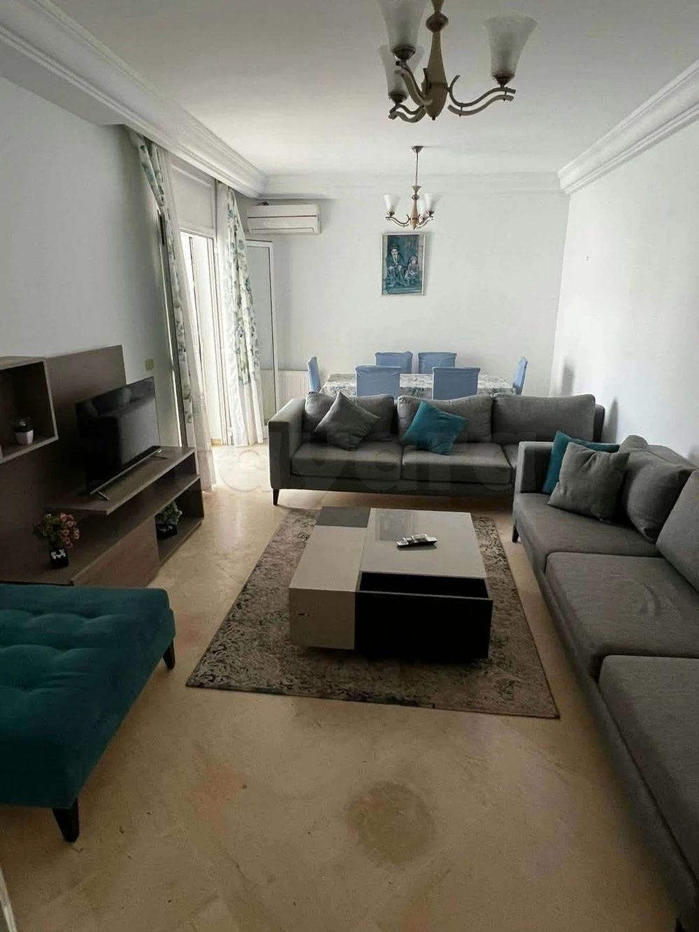 A Louer appartement s3 richement meublé avec abri de voiture a cité el wahatt