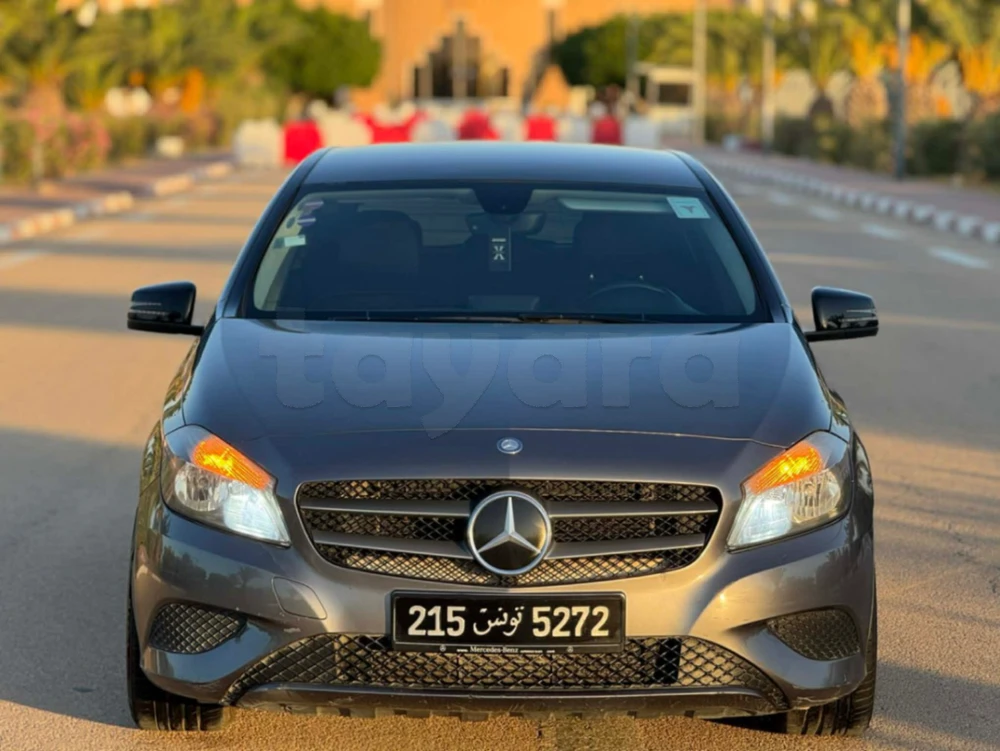 Carte voiture Mercedes-Benz Classe A