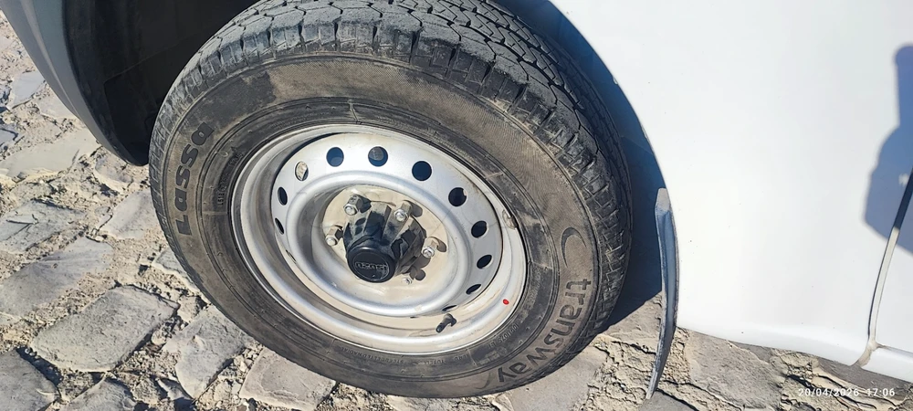 Carte voiture Isuzu D-Max