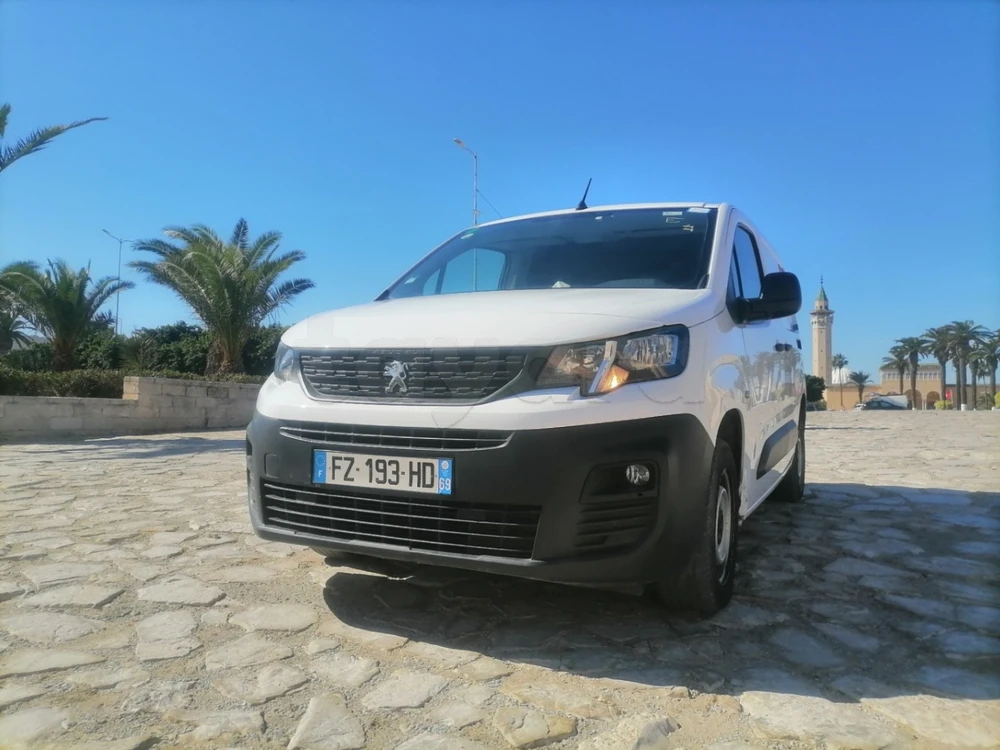 Carte voiture Peugeot Partner