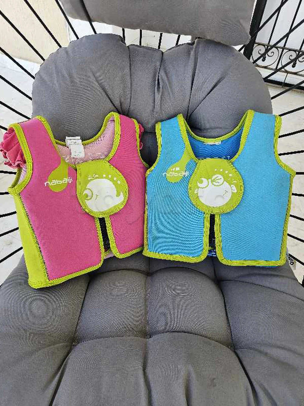 Bouée Gilet de Sauvetage enfant Taille M de 3 à 6 Ans