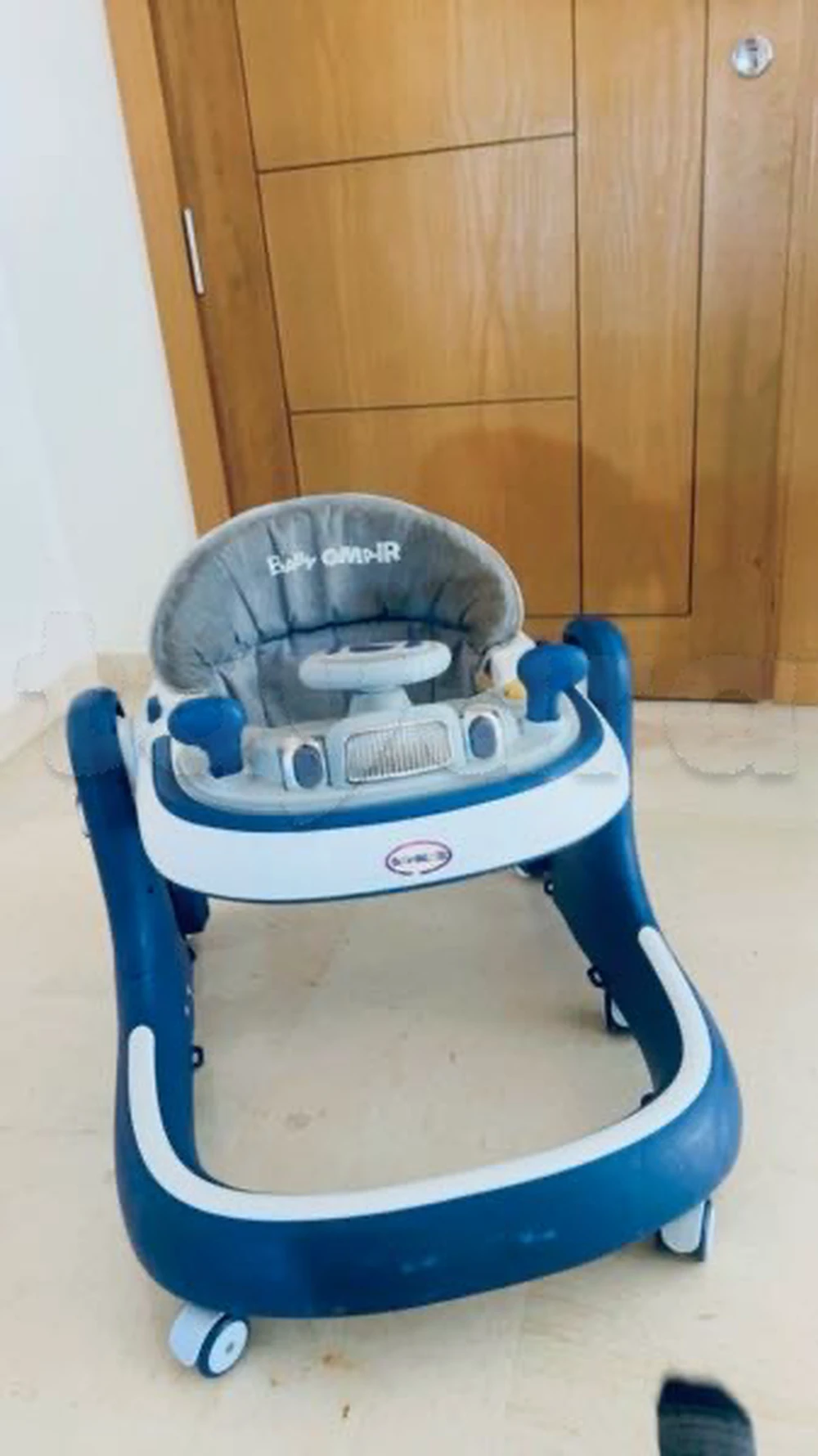 🍼 Trotteur bébé musical à vendre – 100 DT seulement !