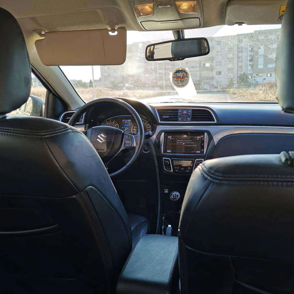 Carte voiture Suzuki Alto
